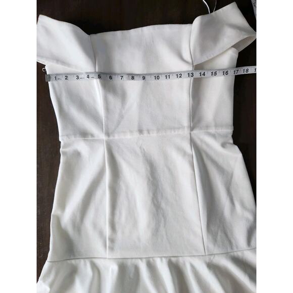 N Nicholas Ponti Off Shoulder Mini Dress in White size 8US msrp $495 - Picture 8 of 11